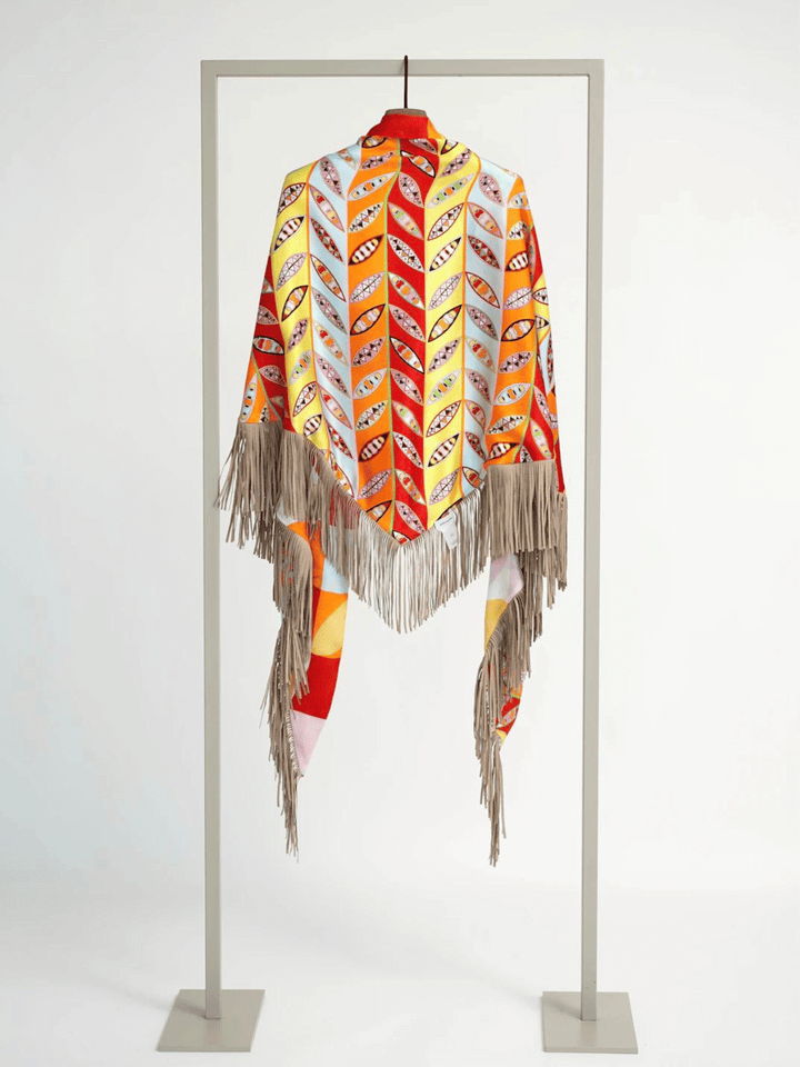 Seidenponcho mit Fransen