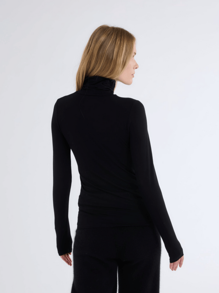 Rollkragenpullover