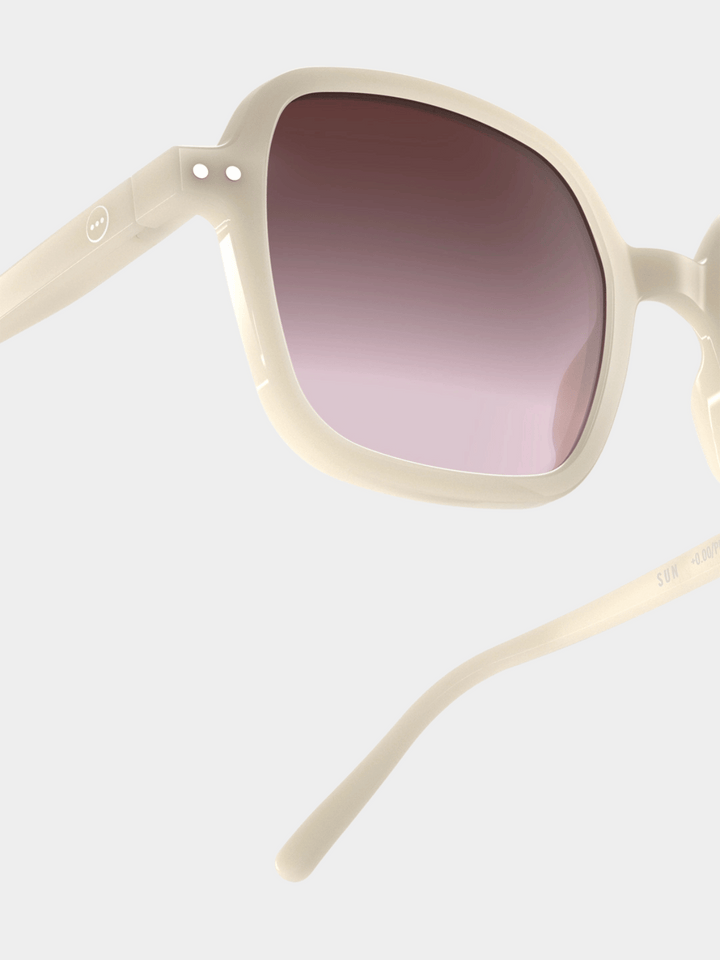Sunglasses #Office Vintage Cream