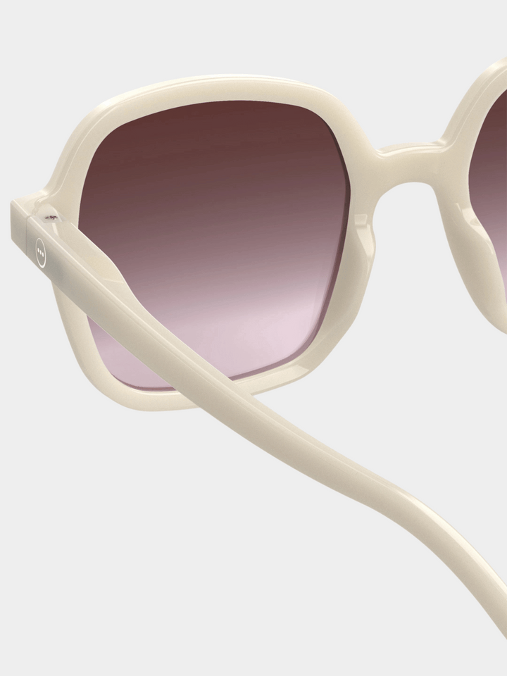Sunglasses #Office Vintage Cream