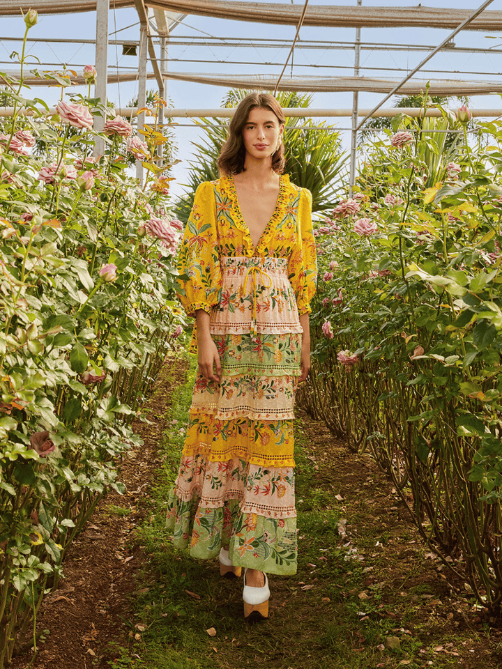 Langärmeliges Maxikleid mit Blumen
