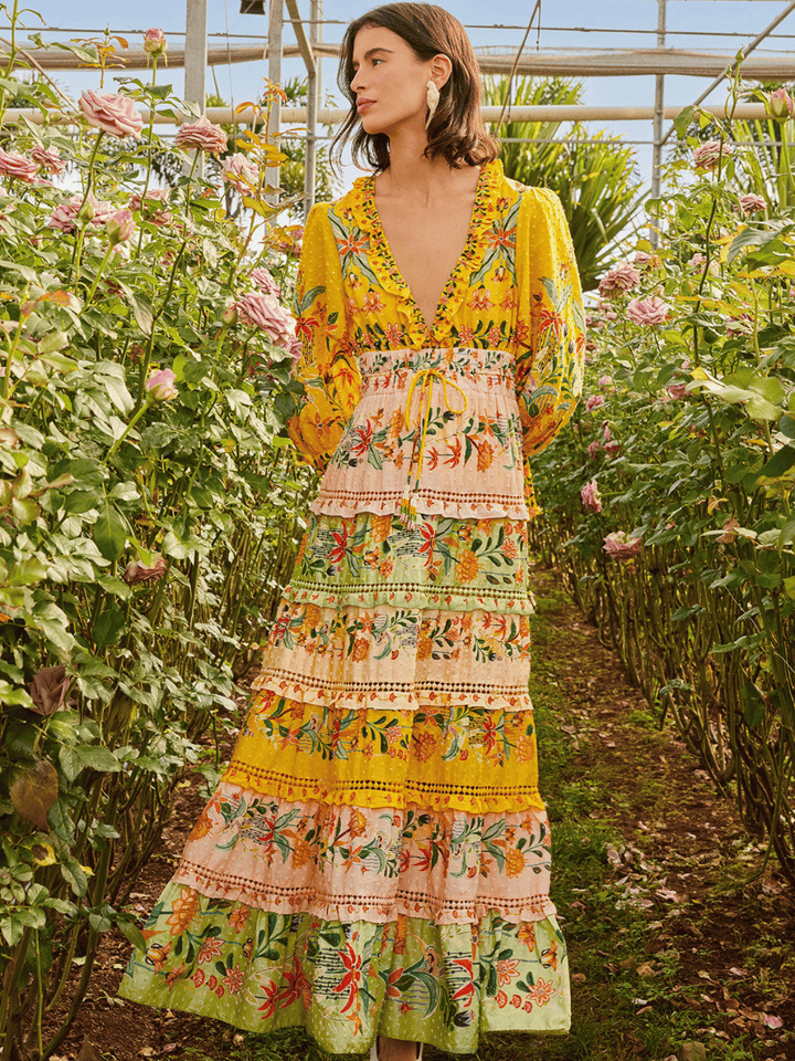 Langärmeliges Maxikleid mit Blumen