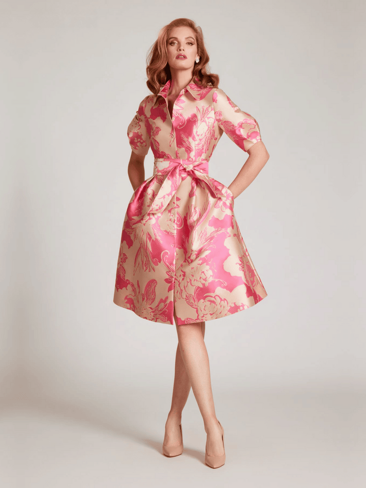 Kleid mit Puffärmeln