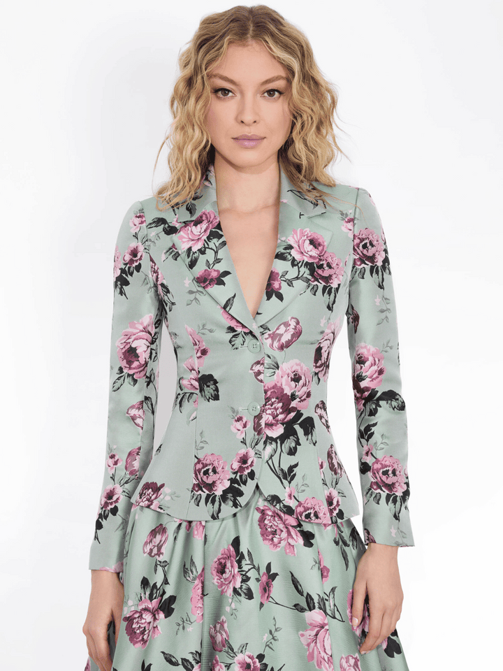 Iana Blazer