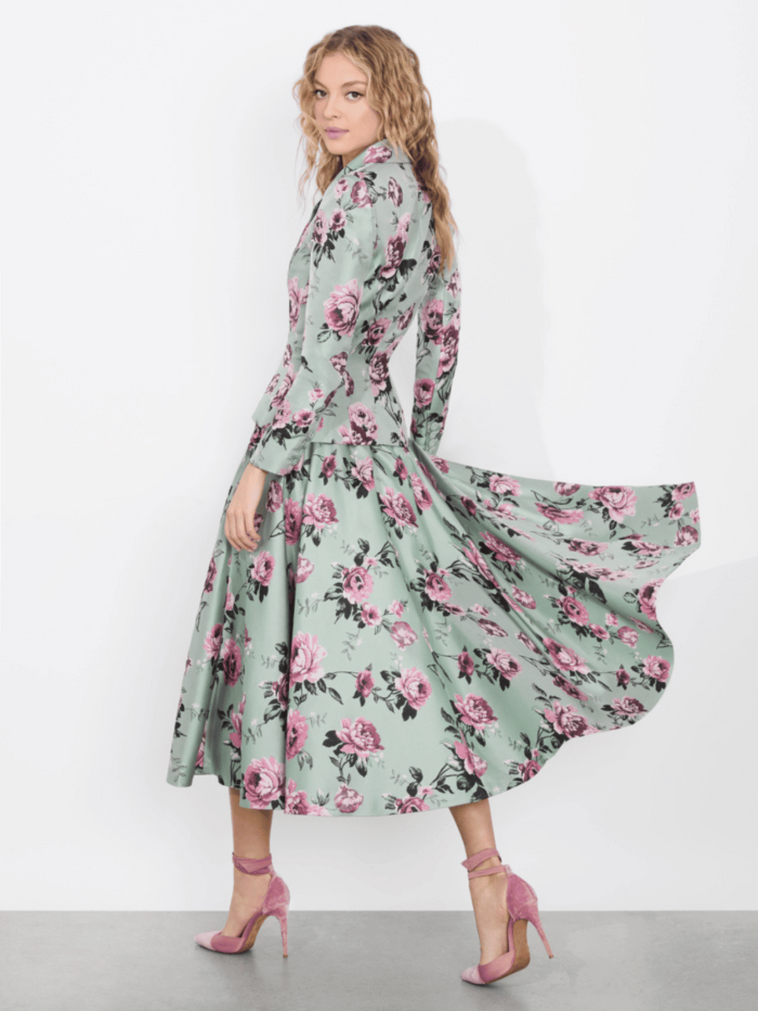 Iana Blazer