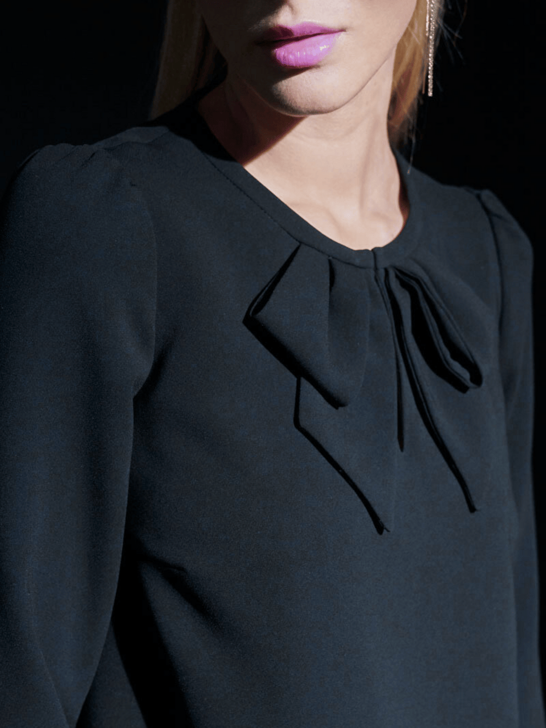 Kleid mit Schleifendetail