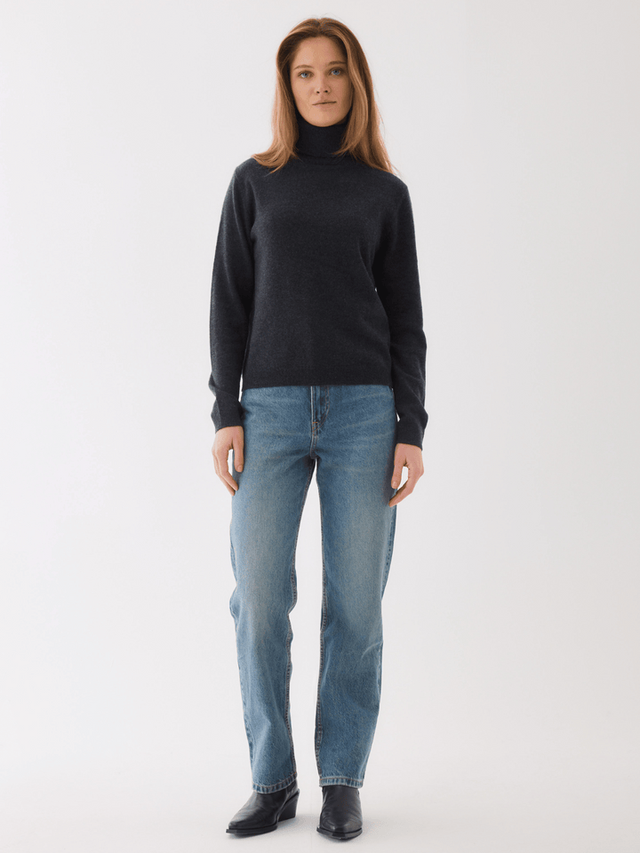 Cashmere sweater gray