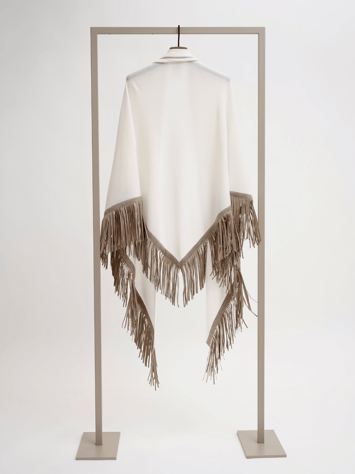 Poncho mit Lederfransen