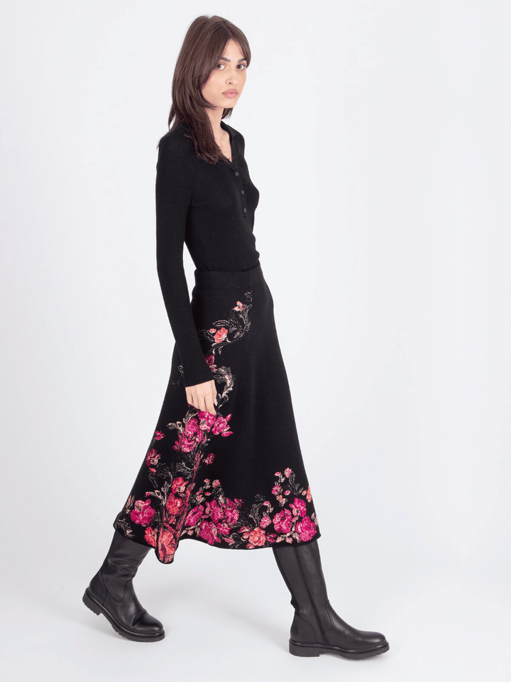 Rock mit floralem Muster
