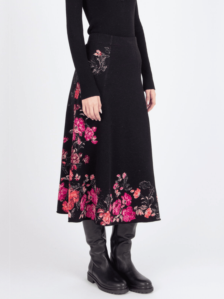 Rock mit floralem Muster