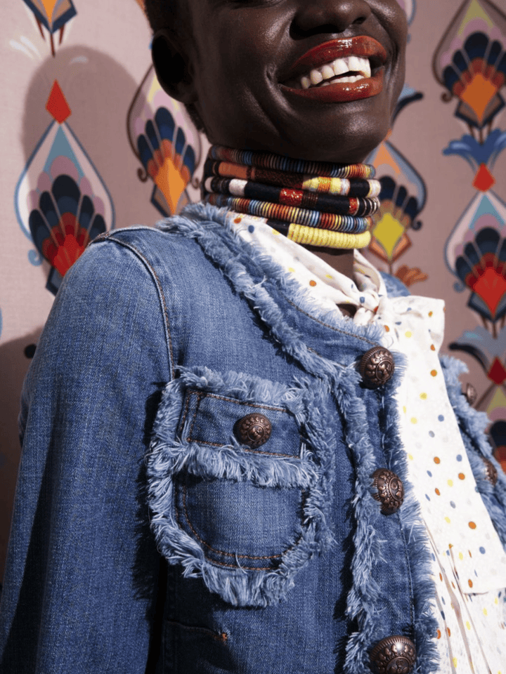 Jeansjacke mit Fransen