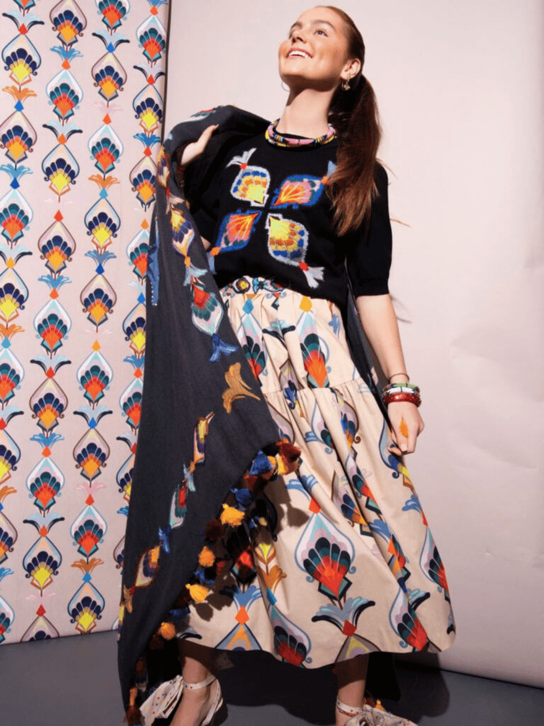 Schal mit mehrfarbigem Print