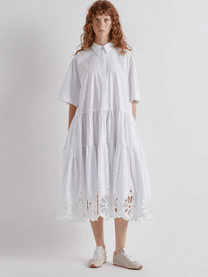 Kleid mit Blumenspitze