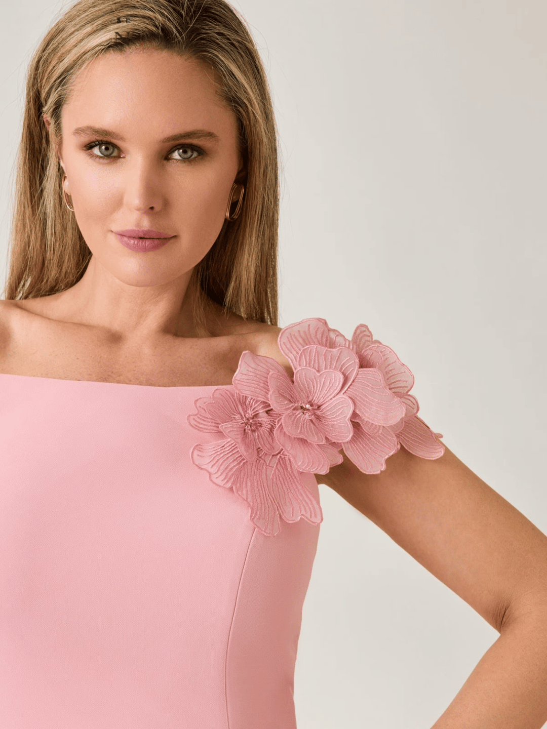 Off-Soulder Cocktailkleid