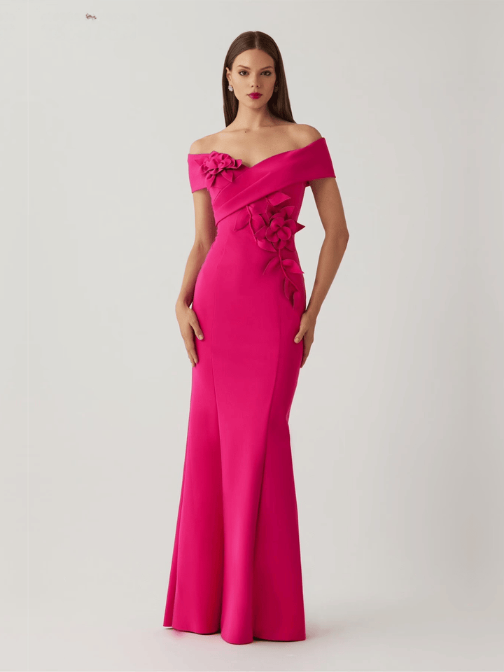 Off-Shoulder Abendkleid mit 3D-Applikationen