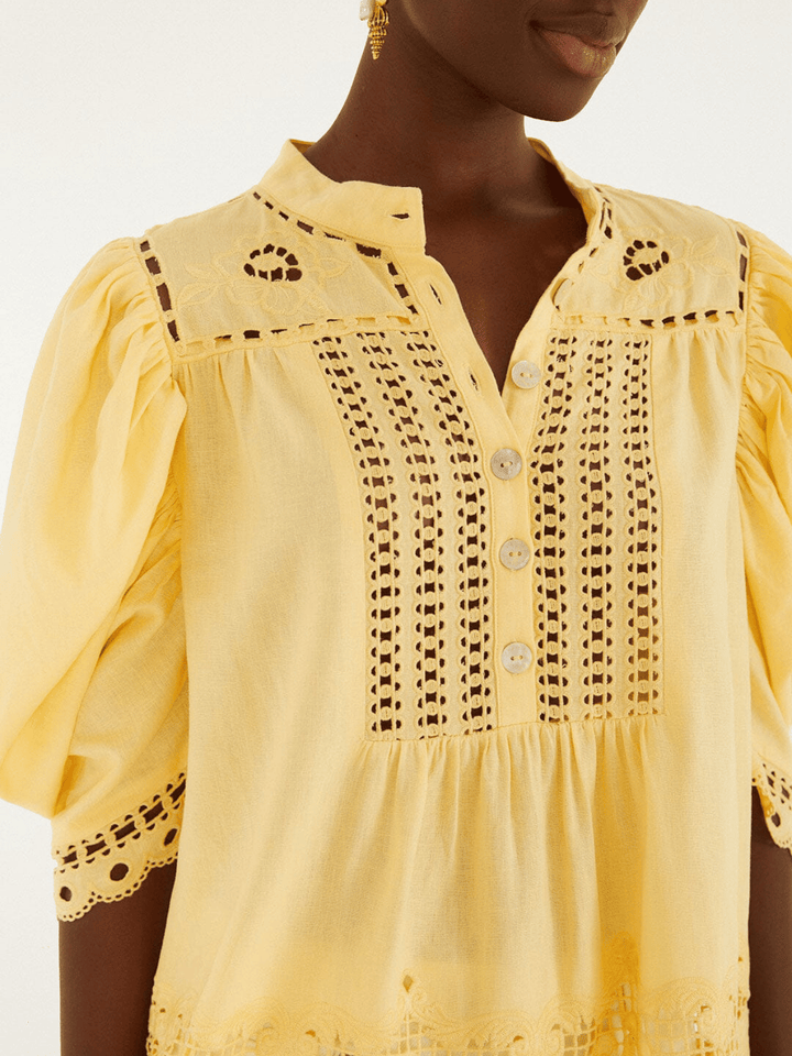 Romantic Richelieu Bluse