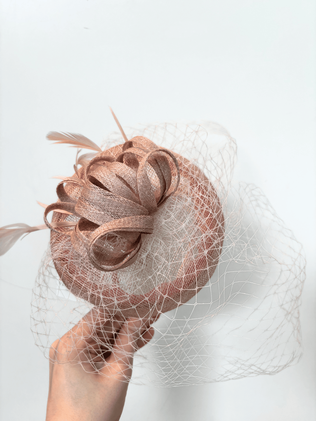 Fascinator mit Schleier rosé