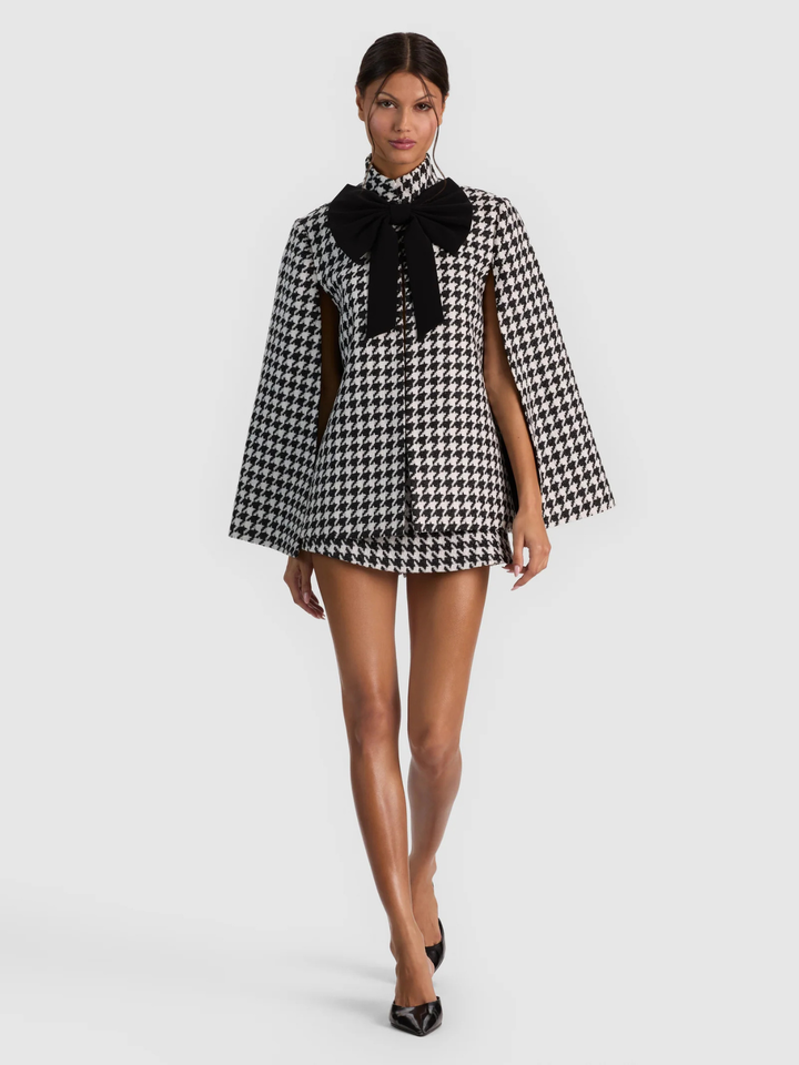 PHILIPPA BOW FT CROPPED CAPE