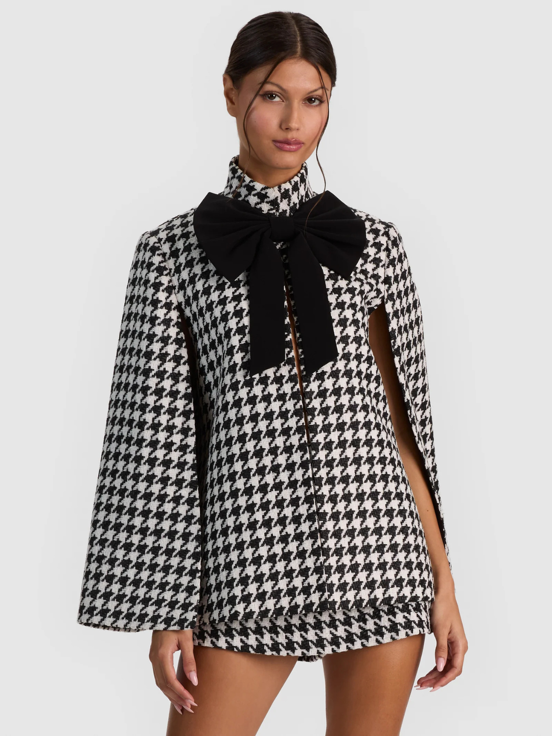 PHILIPPA BOW FT CROPPED CAPE