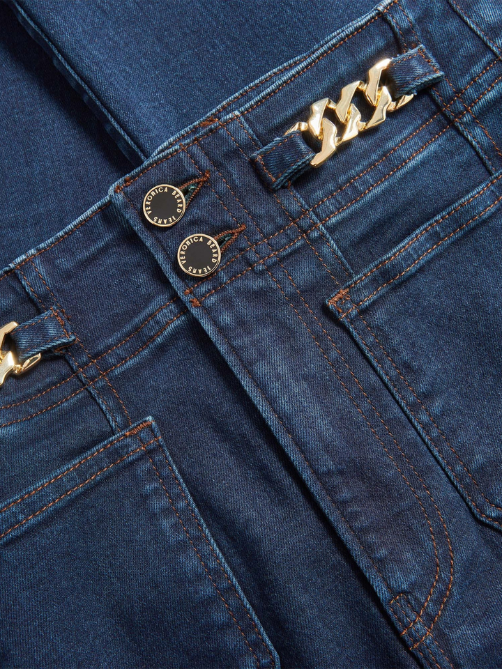 BEVERLY W/ CHAIN DETAIL