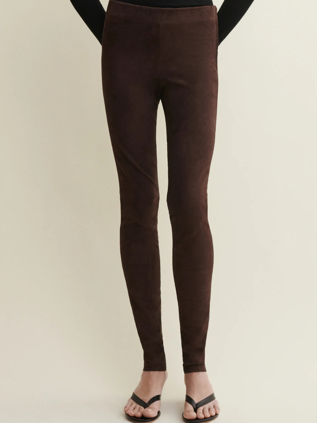 ROCHE Stretch Suede