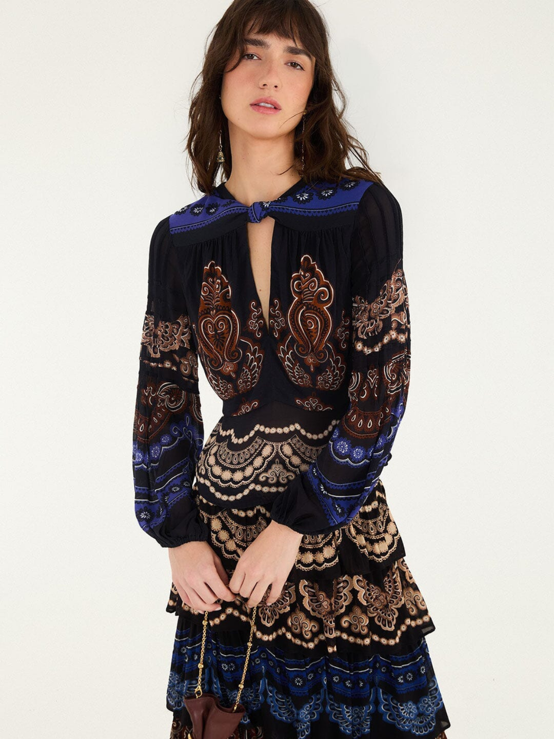 NICOLE BLACK PLEATED BLOUSE
