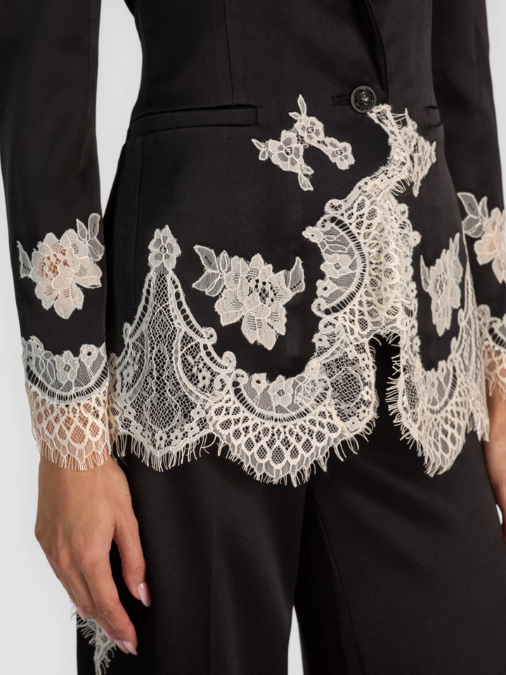 BREANN CUTAWAY LACE LONG FITTED BLAZER