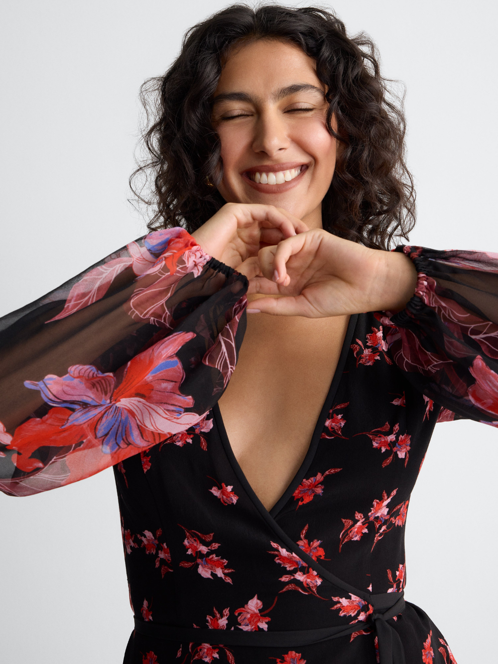 FLORA WRAP TOP