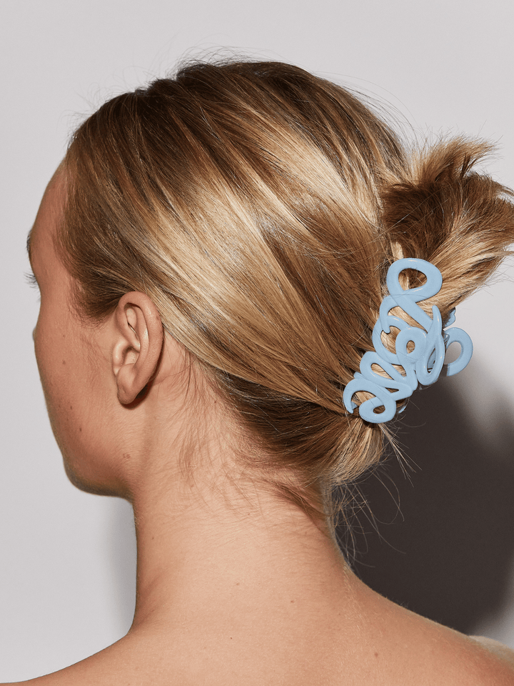 Love hair clip 8cm Light Blue