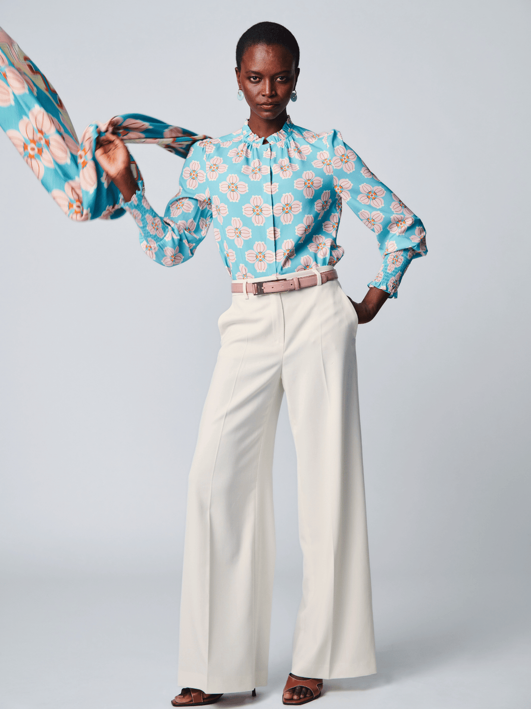Seidenbluse mit Blumenmuster