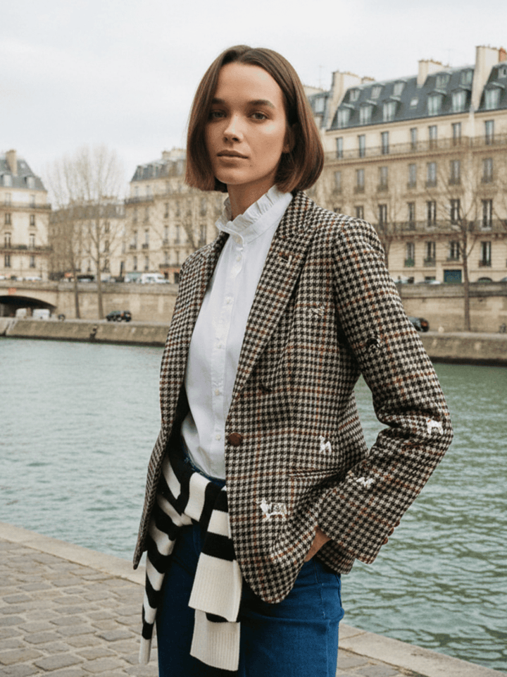 Blazer mit Hundeapplikationen