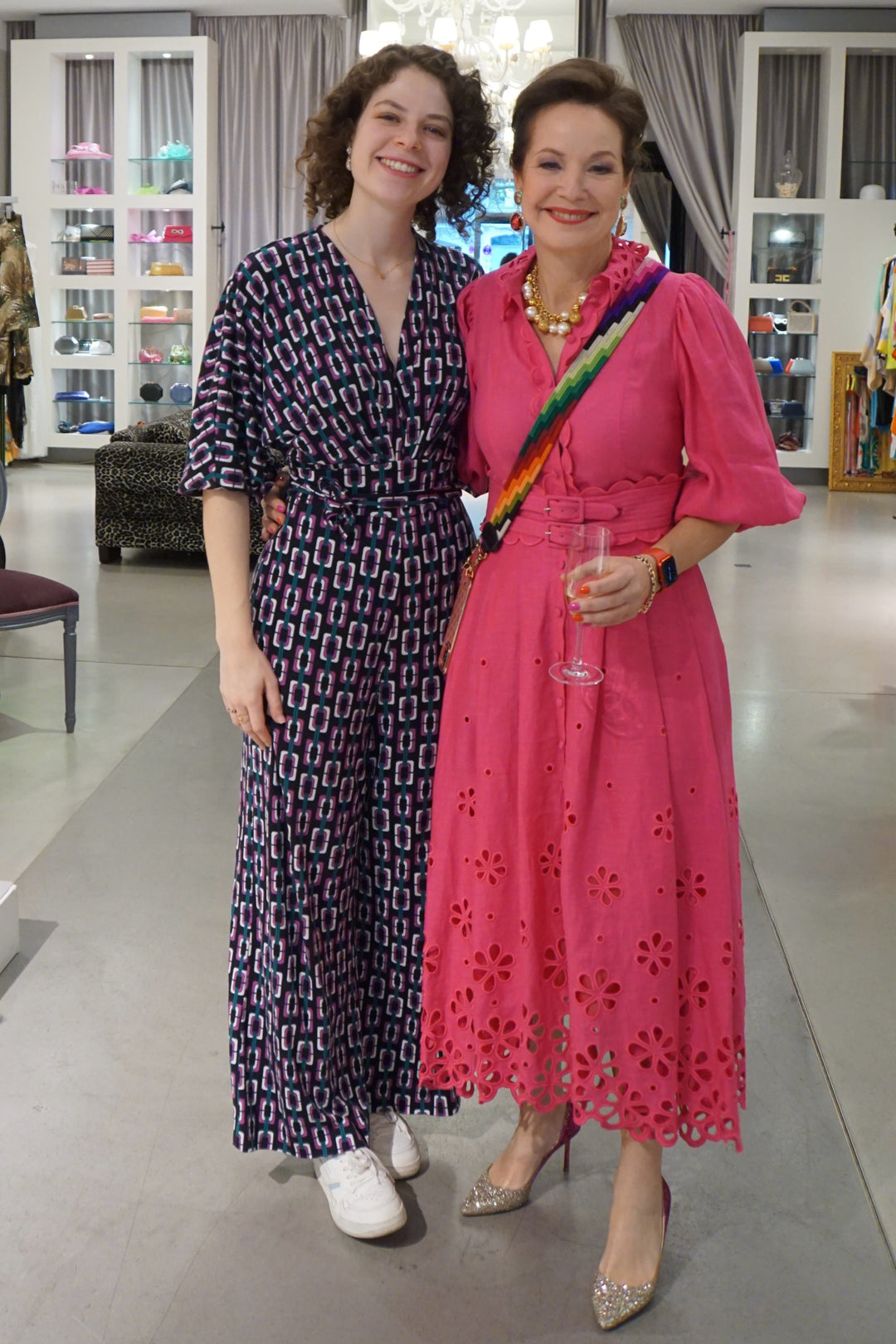 Die Boutique Besitzerin Veronica Phole und ihre Tochter Estelle Gleser