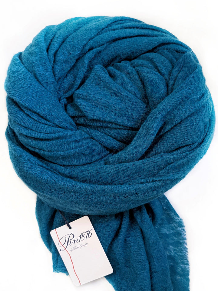 Plain cashmere scarf