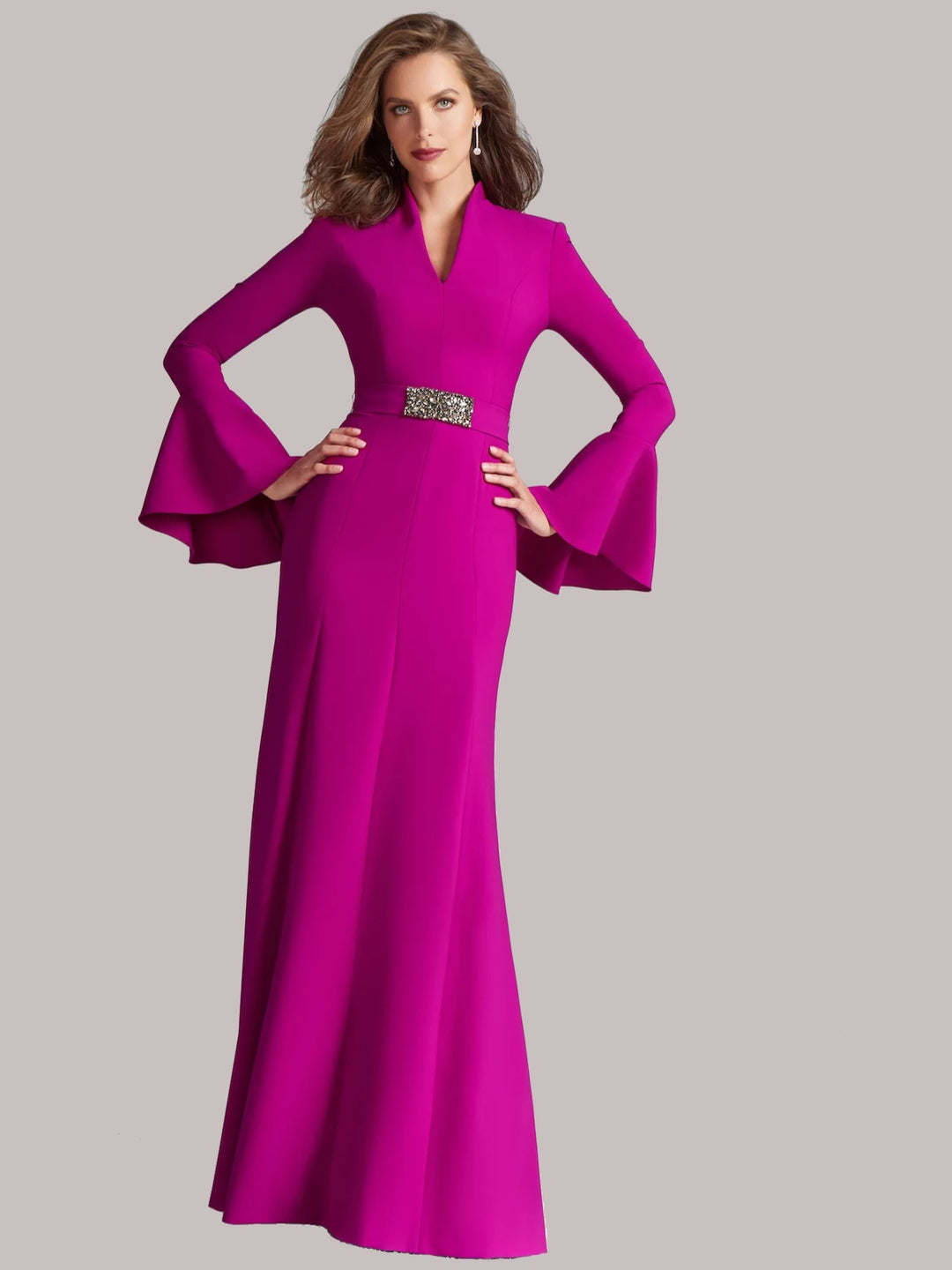 Evening dress with long sleeves